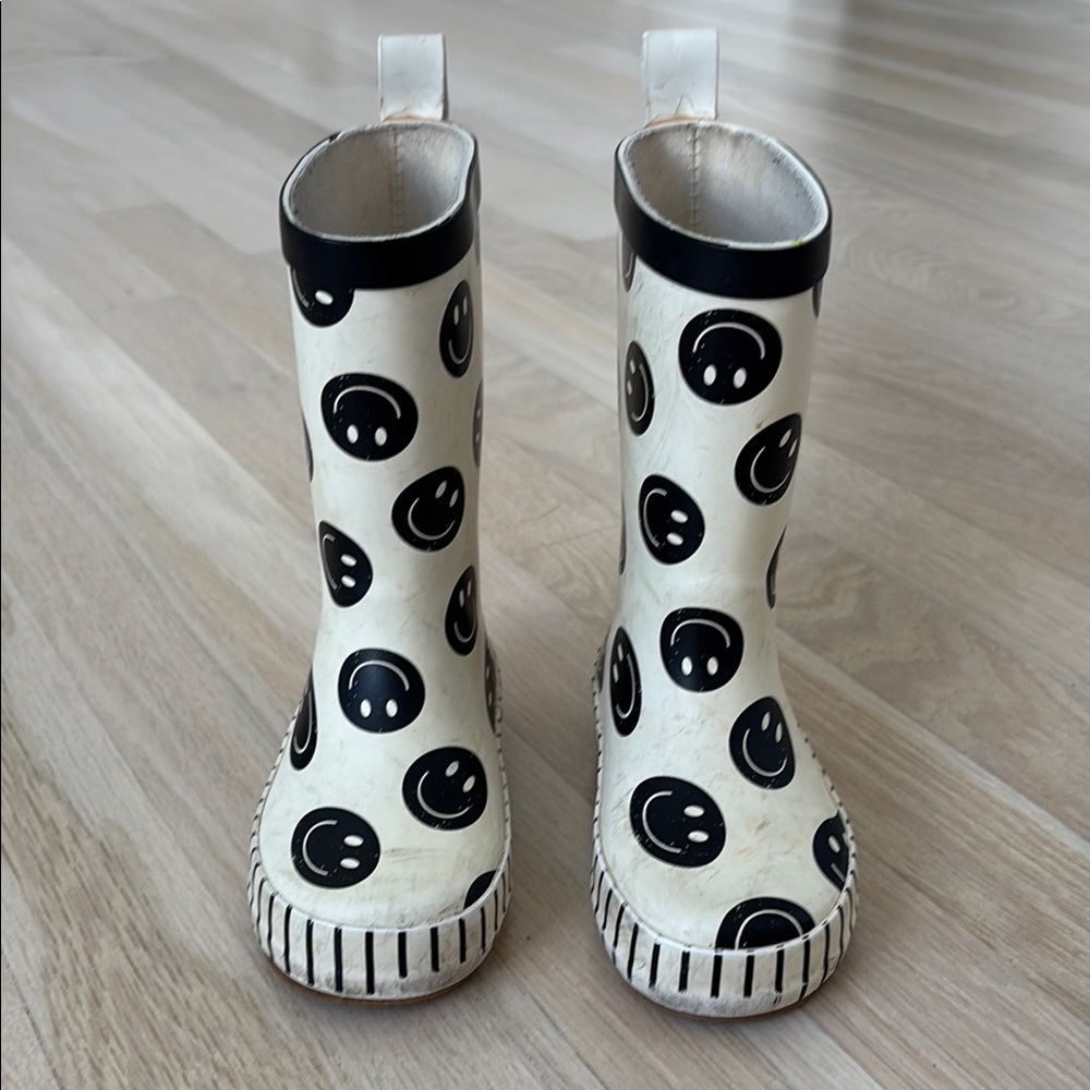 Nora Madison Kids Smiley Face Rain Boots